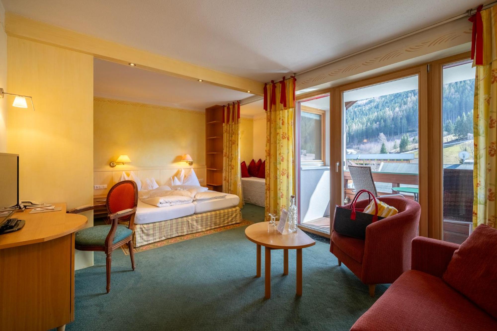 Naturhotel Ortners Eschenhof باد كلينكيرشهايم المظهر الخارجي الصورة