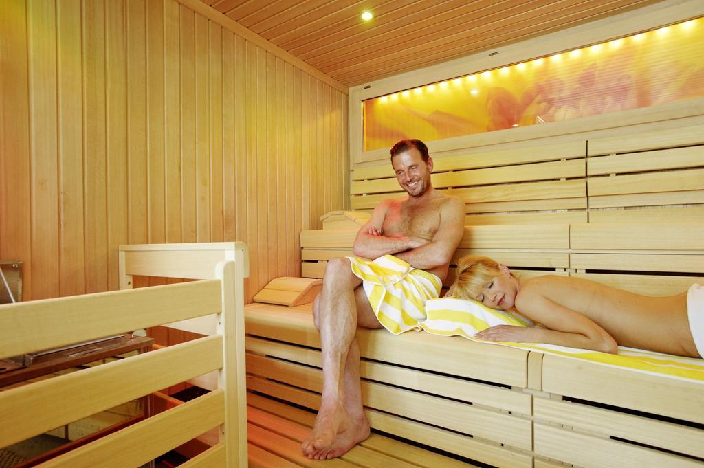 Naturhotel Ortners Eschenhof باد كلينكيرشهايم المظهر الخارجي الصورة